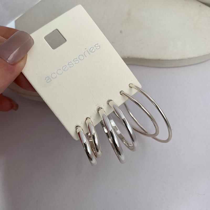 پک گوشواره حلقه‌ای