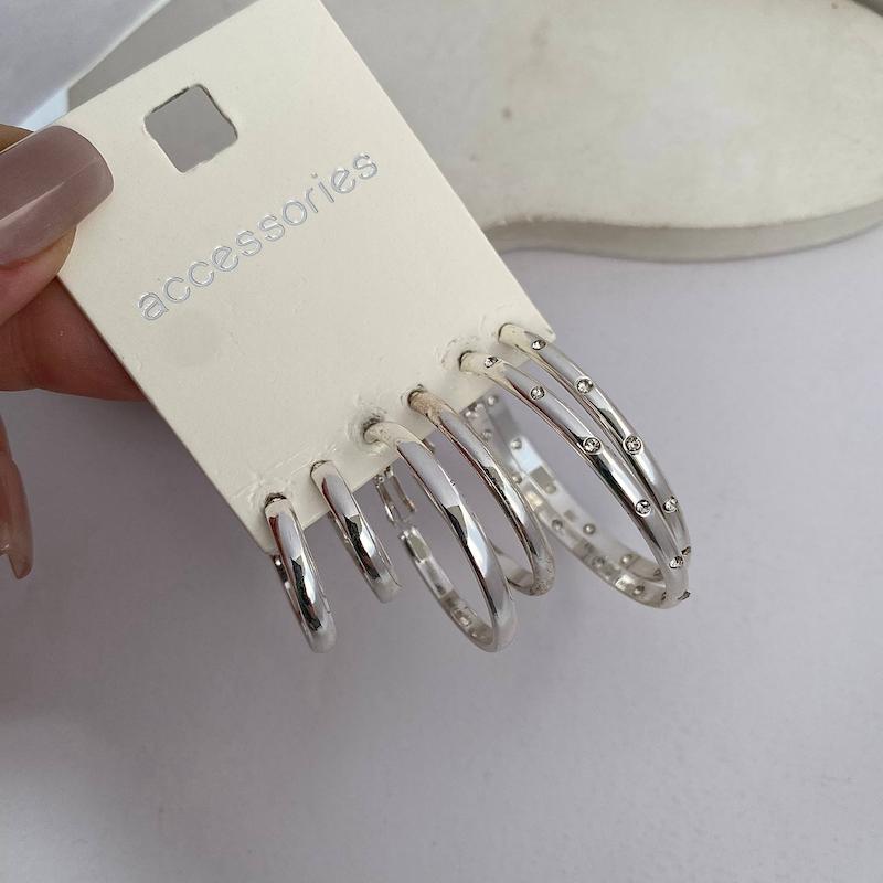 پک گوشواره حلقه‌ای نگین‌دار