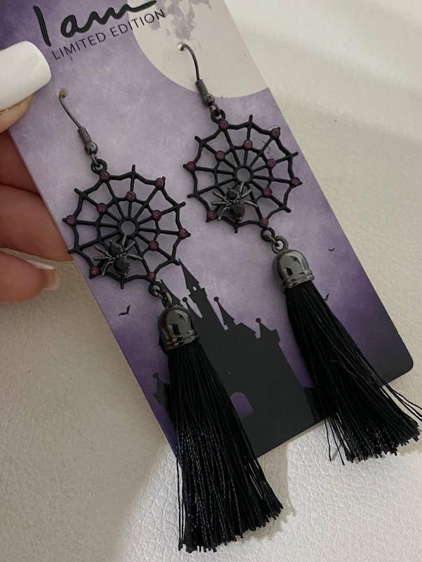 گوشواره‌ی هالووین