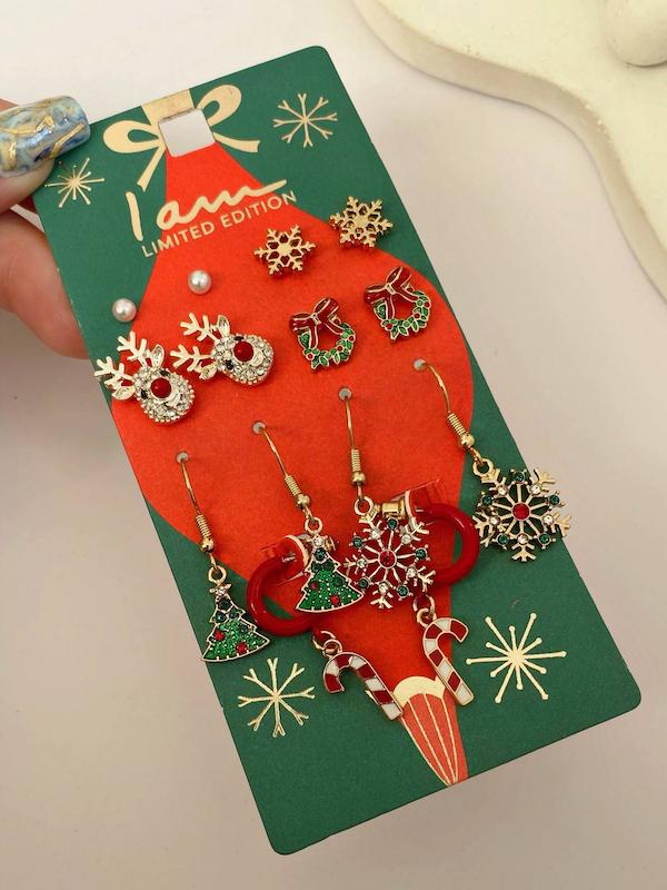 پک گوشواره‌ی کریسمسی