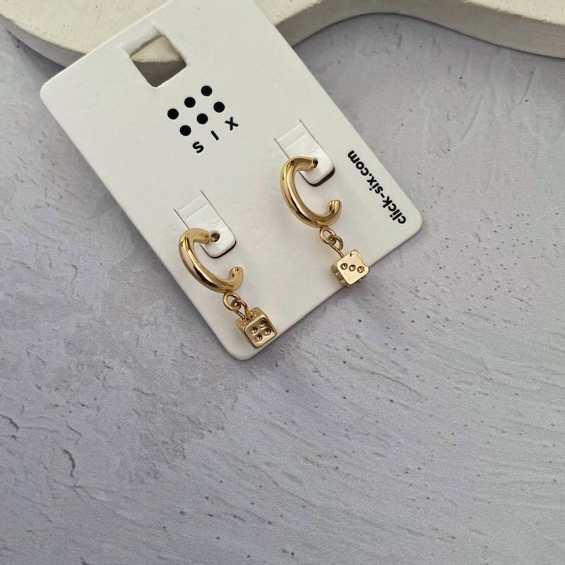 گوشواره تاس
