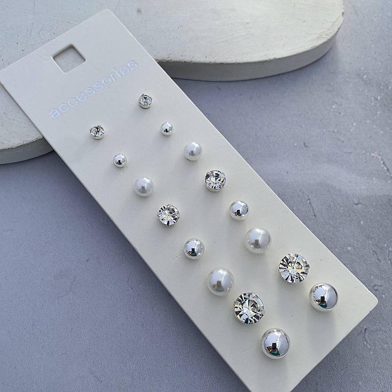 پک گوشواره‌ی ۸ جفتی 
