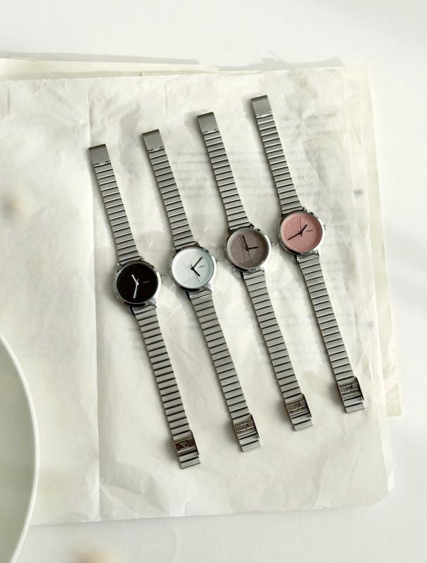 ساعت وشه بندکرکره ای 