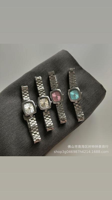 قشنگ خانم نقره اي