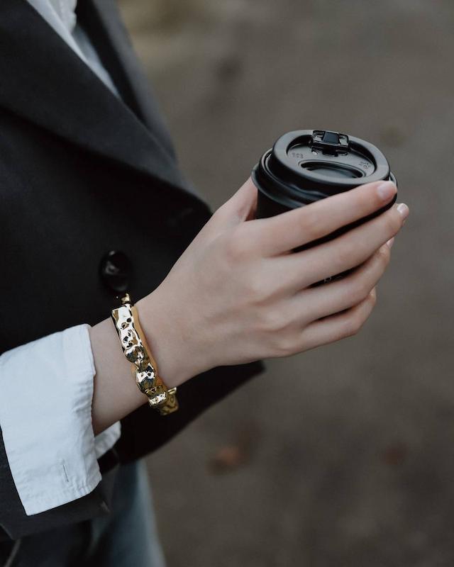 فستيوال دستبند طلايي
