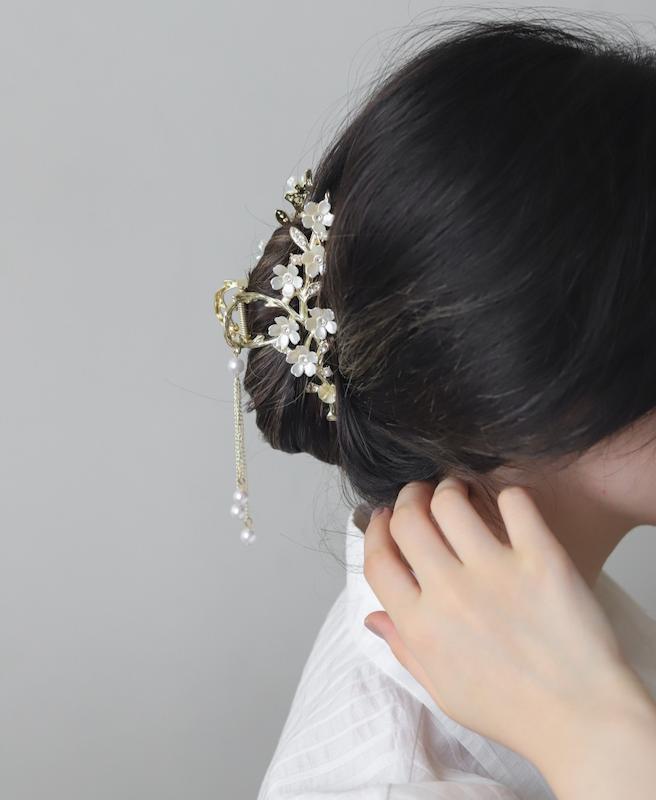 کلیپس گل مروارید