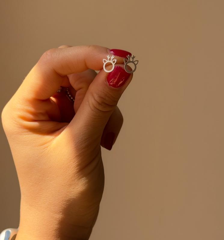 گوشواره میخی گوزن