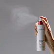 اسپری بدن ضدجوش و تسکین‌دهنده Medicube مدی کیوب مدل Red Clear Cica مناسب کاهش التهاب صورت و بدن