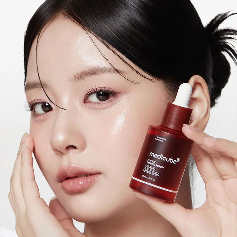 سرم جوانساز و سفت کننده مدی کیوب مدل EGF NAD حجم 30 میلی لیتر Medicube EGF NAD Firming Serum