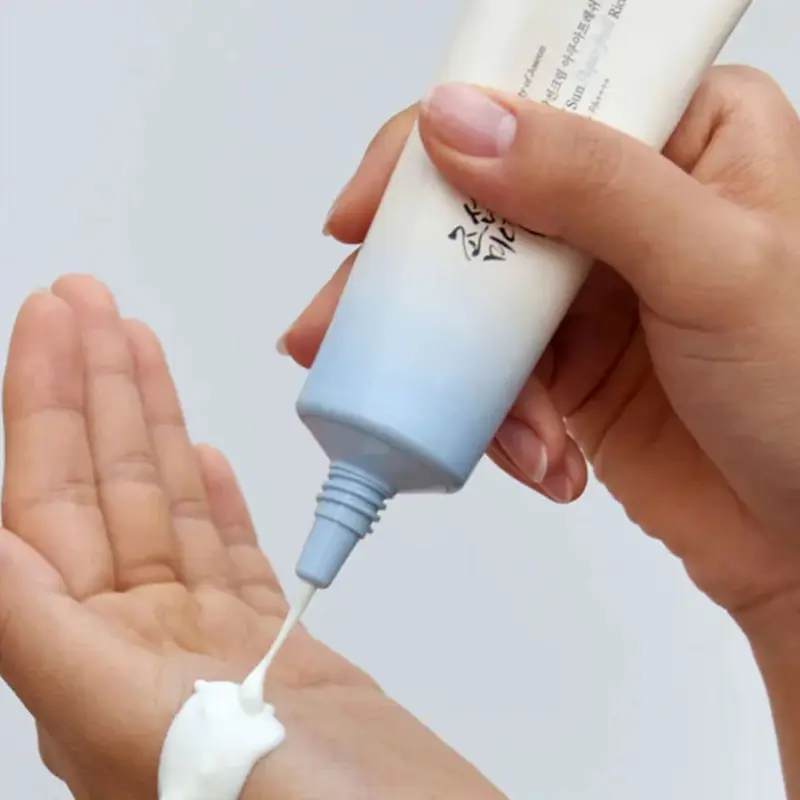 ضدآفتاب بی‌رنگ بیوتی آف جوسان مدل آکوا فرش  SPF 50 حجم ۵۰ میلی‌لیتر