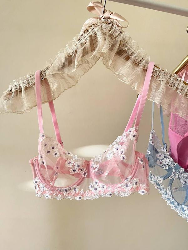 ست گل برجسته‌ی صورتی🌸