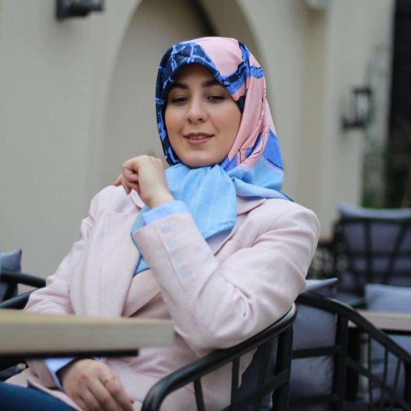 روسری ابریشم کجراه شنل خط‌ چین