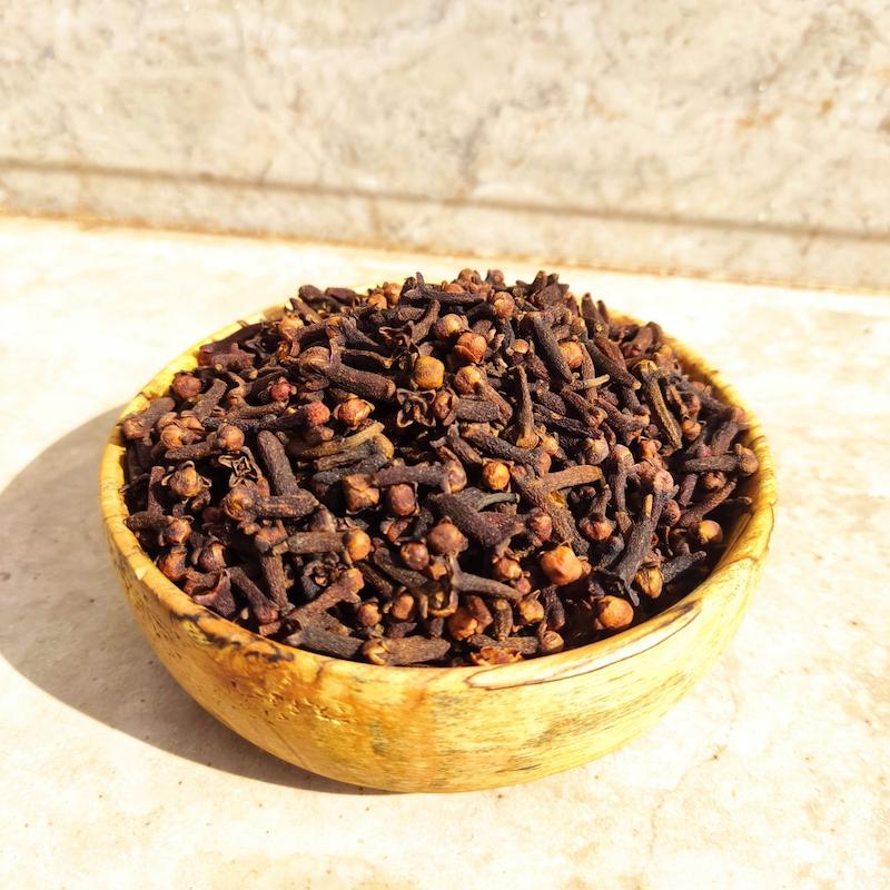 میخک (قلم فر) 