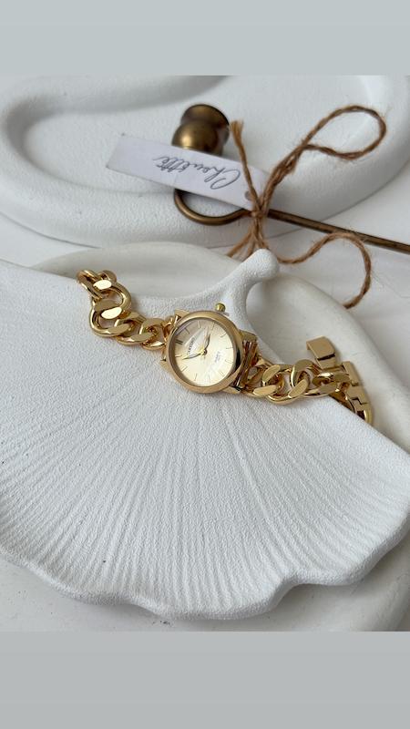 ساعت کارتیه گرد خوشگله