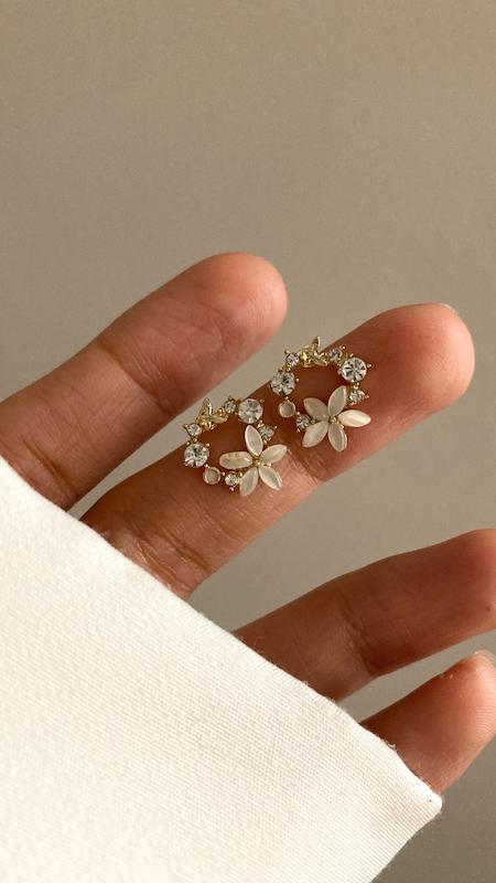 گلگوش شکوفه 