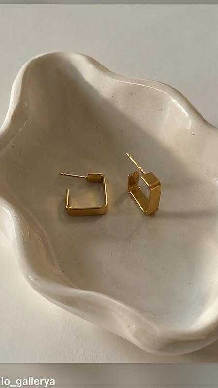 گوشواره مربعی
