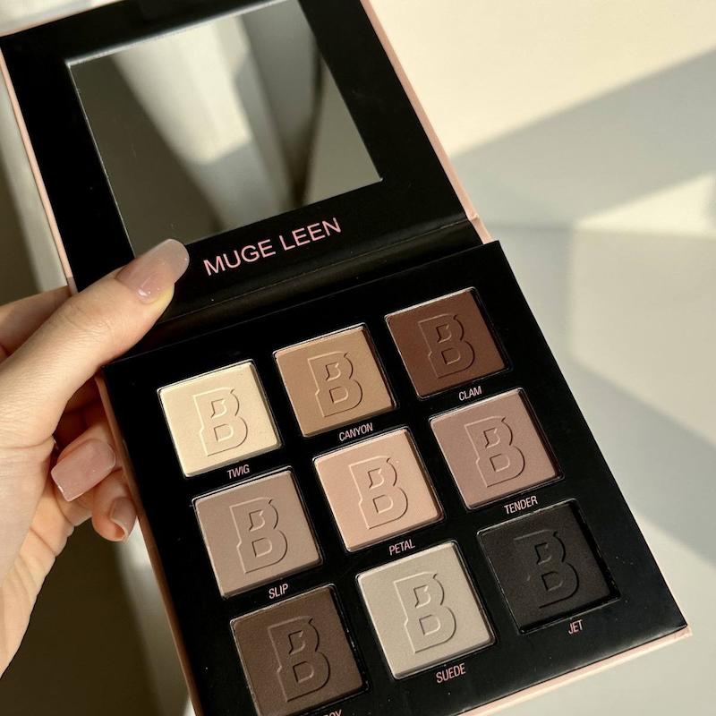 پالت سایه mugeleen