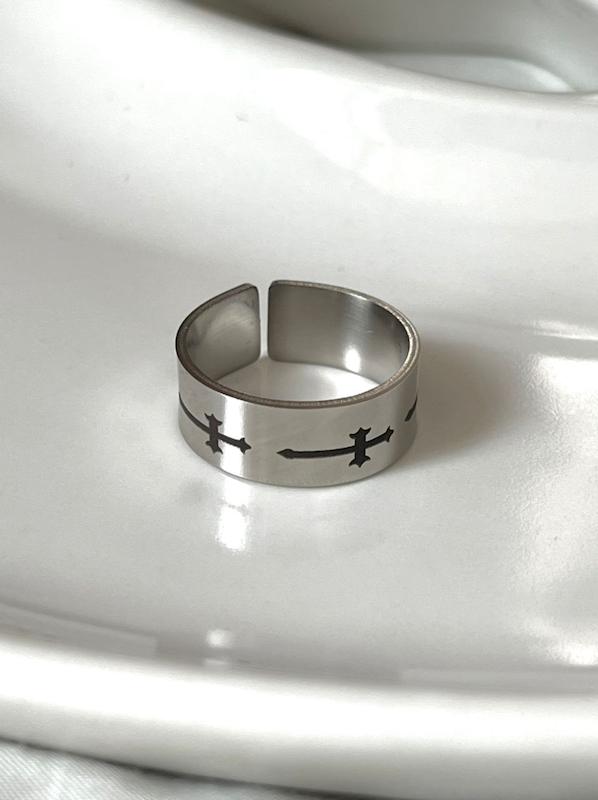 انگشتر حک صلیب ✝️