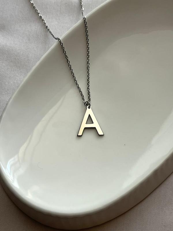 گردنبند A