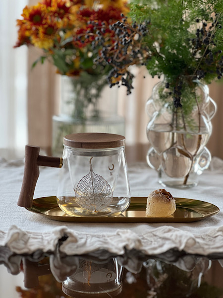 لیوان دمنوش پیرکس دسته چوبی