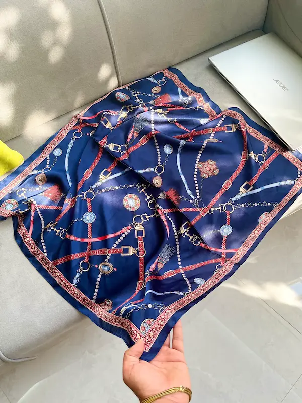 مینی اسکارف طرح هرمس زنجیر