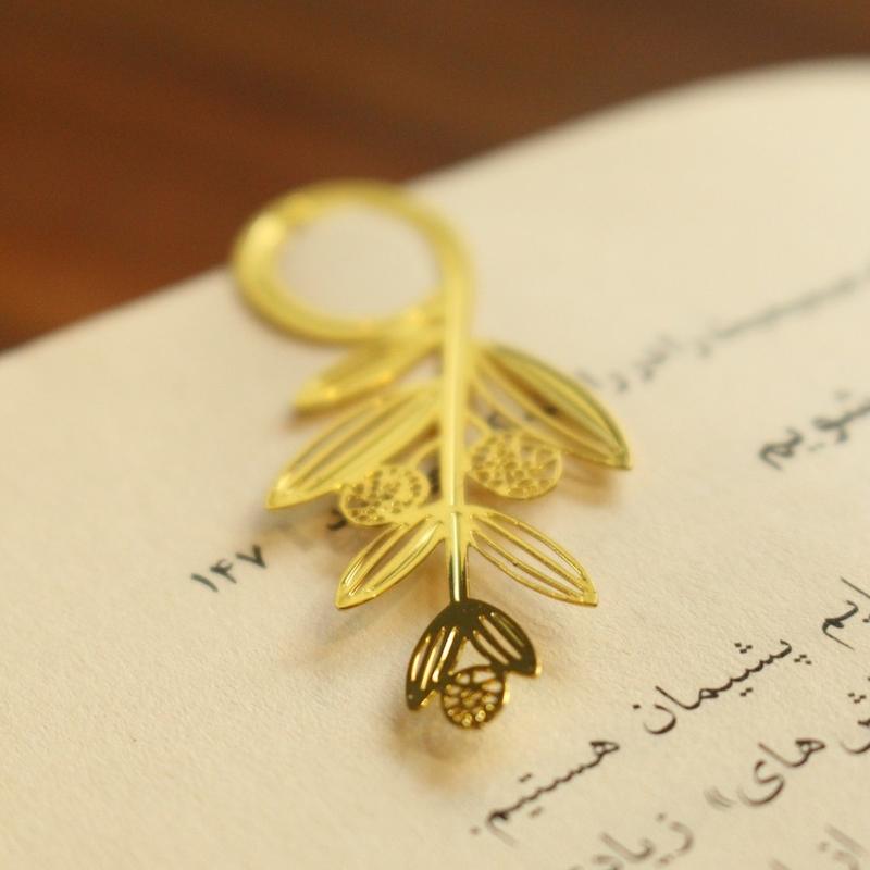 نشانگر کتاب زیتون طلایی