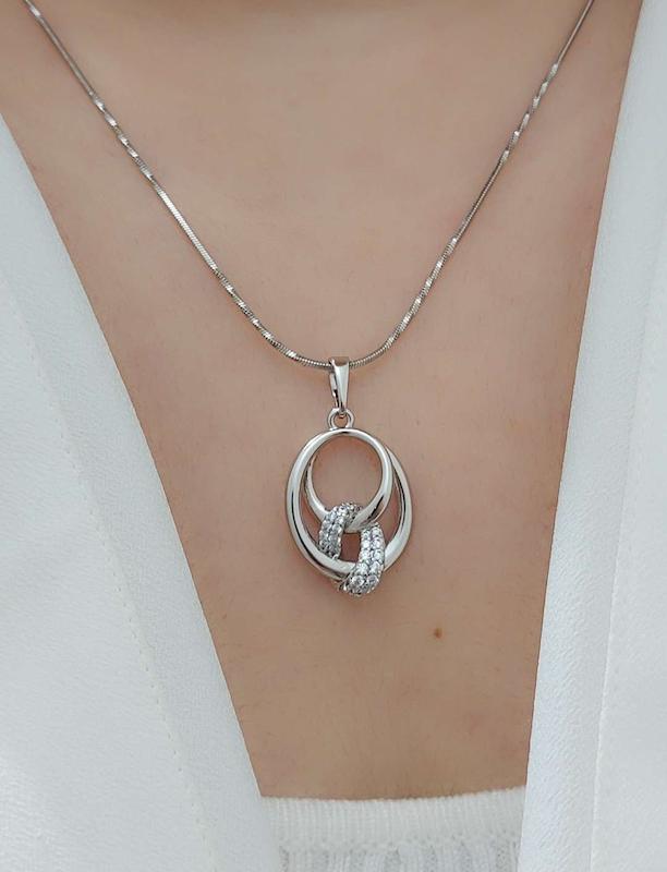 گوشواره و گردنبند کارتیه سفید  نگین دار