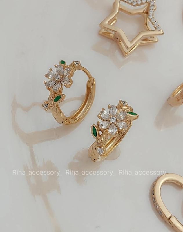 گوشواره طرح گل ژوپینگ کد ۱۰۵۰