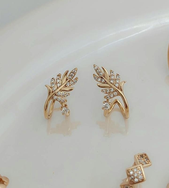 گوشواره برگ ژوپینگ ۱۰۶۳