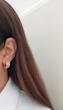 گوشواره ورساچه ژوپینگ در دو سایز ۱۱۰۶