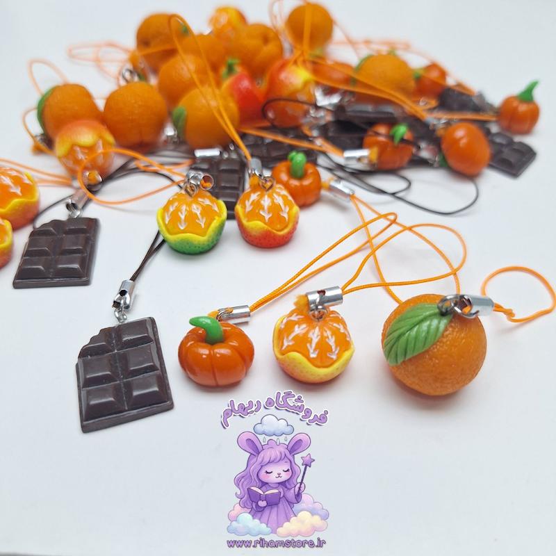 آویز گوشی و فلش