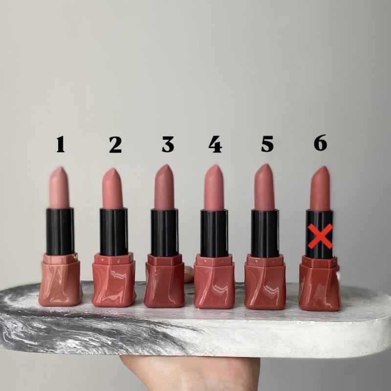 رژ جامد با رایحه شکلات رنگ های نود، گوشتی و جیغ