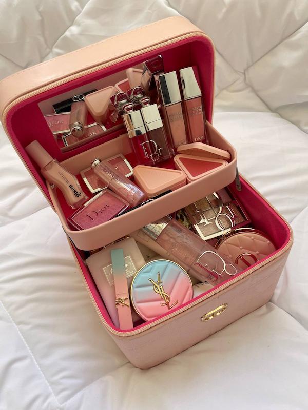 کیف آرایشی دیور 💗