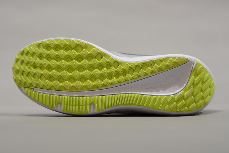 کفش کتونی نایکی مردانه،کفش کتونی رانینگ نایک ،کفش کتونی مردانه nike air ،کتونی مردانه nike 