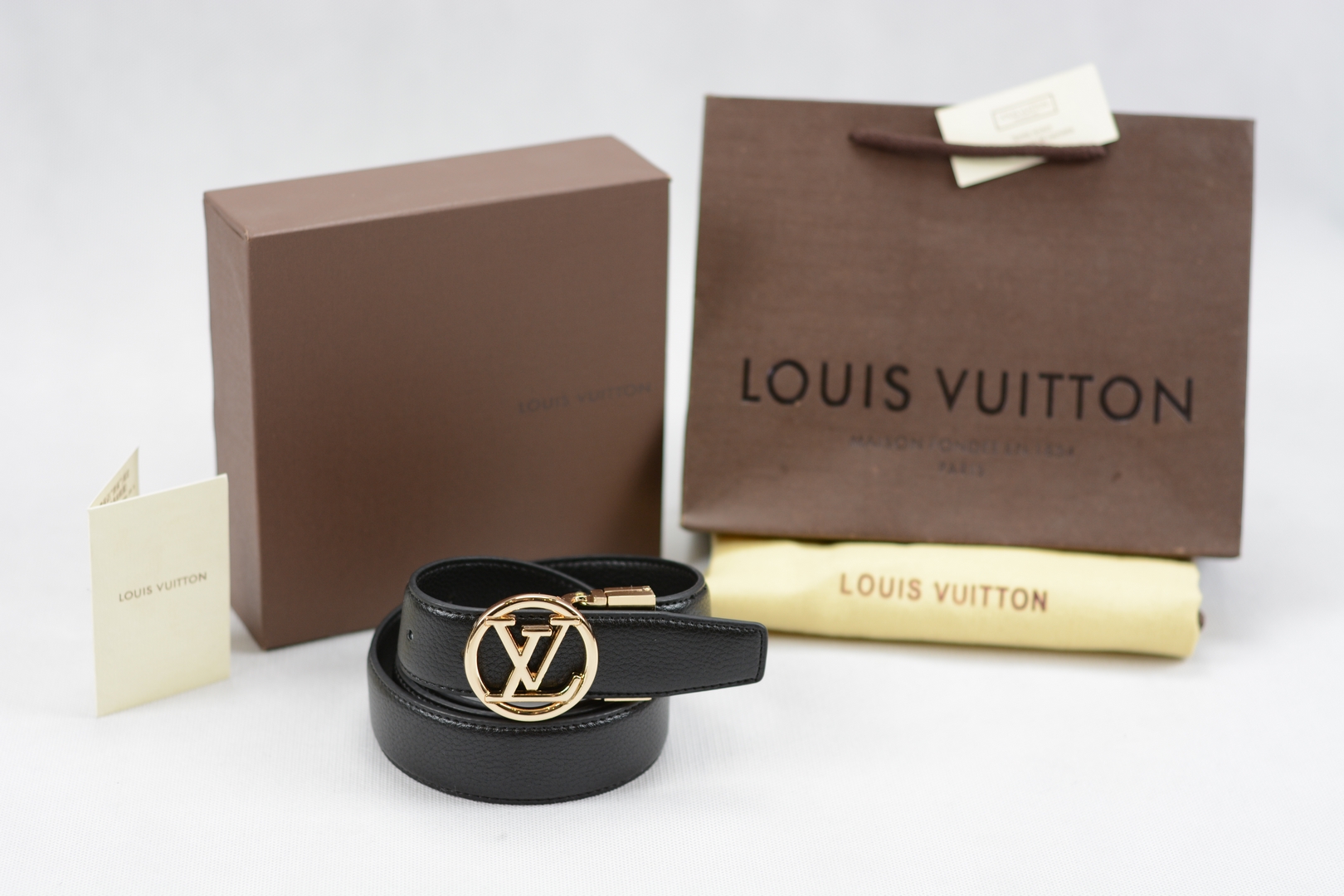 کمربند مردانه لویی ویتون رینگ طلایی (Louis Vuitton)
