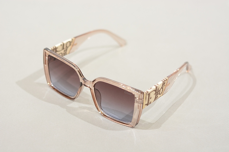 عینک آفتابی زنانه دیور،عینک افتابی دیور،عینک دیور،Dior