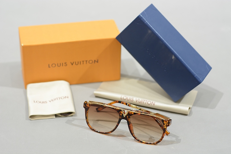 عینک آفتابی ال وی ،عینک افتابی لویی ویتون،ال وی،لویی ویتون،LV،Louis vuitton