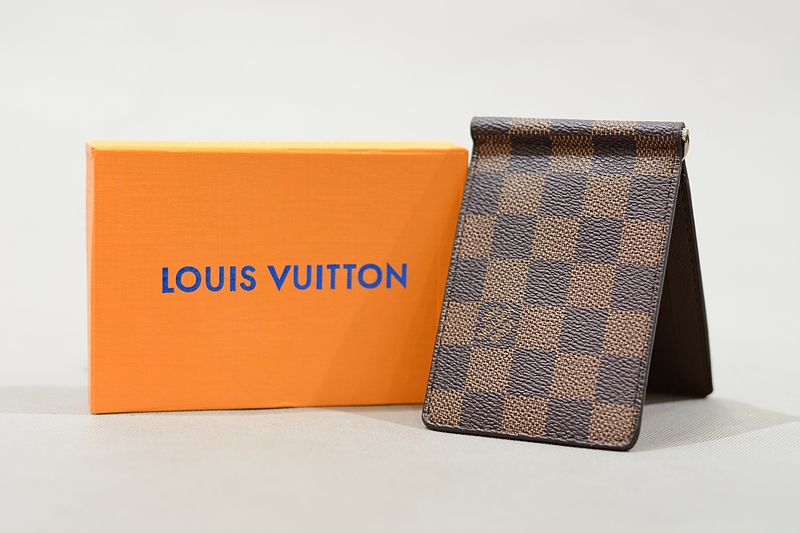 جاکارتی  لویی ویتون،جاکارتی ال وی،کیف پول ال وی،جاکارتی LV،جا کارتی Louis vuitton،Louis Vuitton،