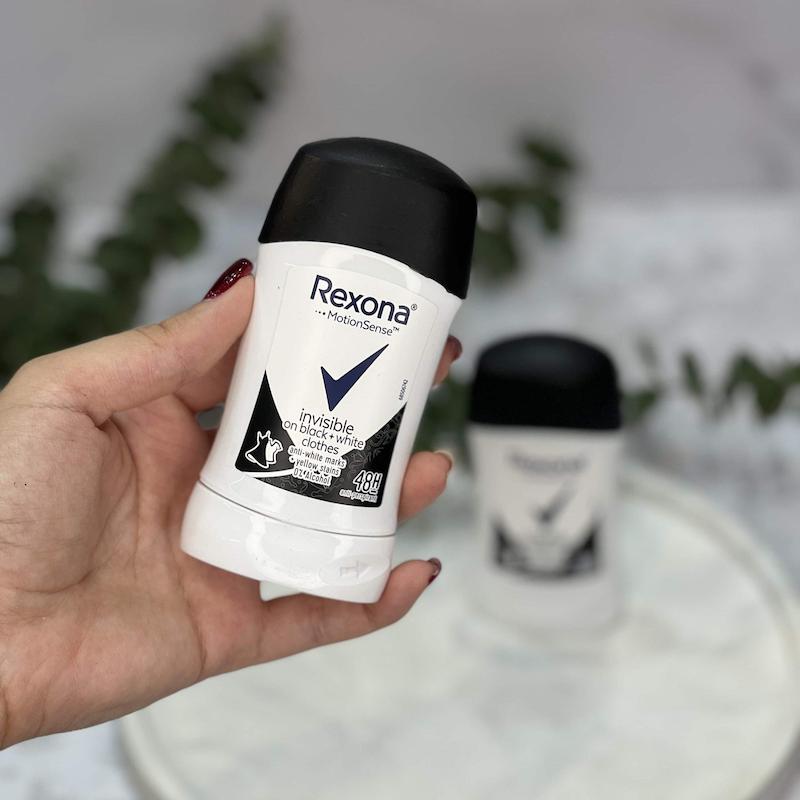 مام استیکی رکسونا invisible 