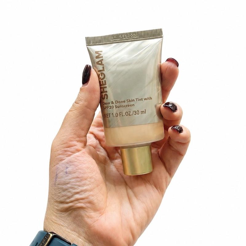 تینت صورت شیگلم مدل Dew & Done SPF20