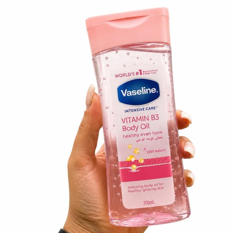روغن بدن وازلین مدل Vitamin B3 Body Oil