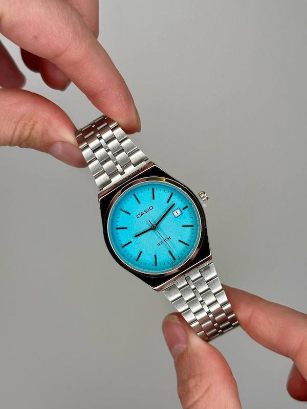 ساعت مچی کاسیو Casio مدل کلاسیک ساده صفحه تیفانی گرد | گاد فادر 