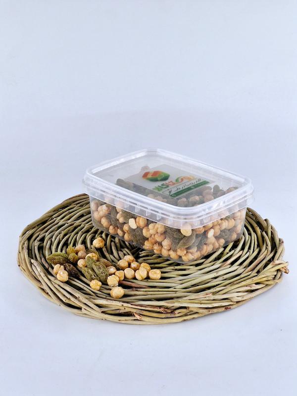 نخودچی و کشمش