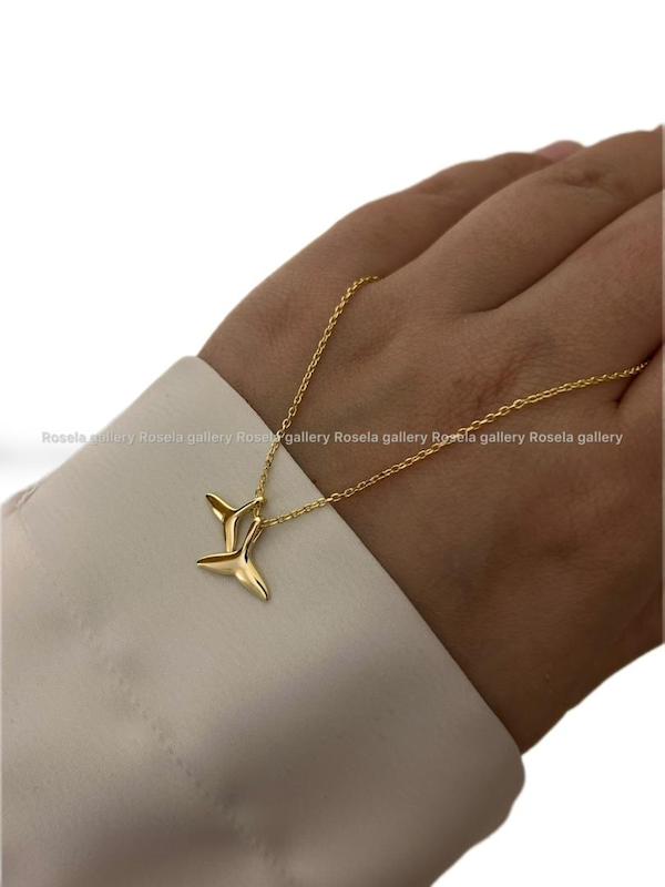 گردنبند دم وال 