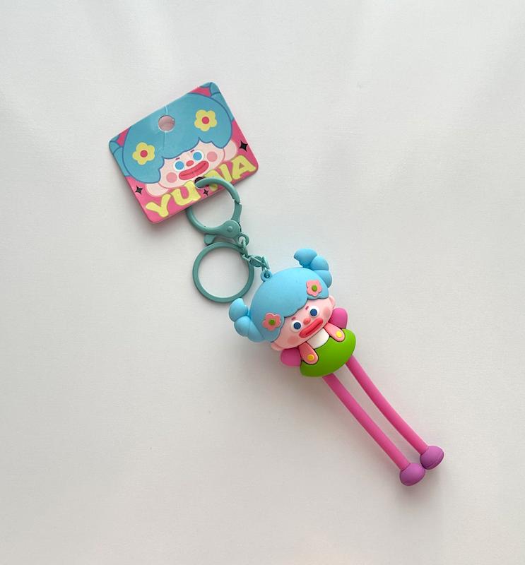 جاکلیدی ، آویز کیف عروسکی دختر پا دراز👧🏻🧸🎀