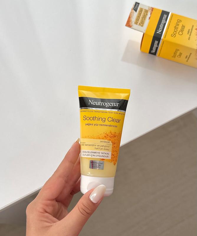 آبرسان Neutrogena زرد چوبه🫚