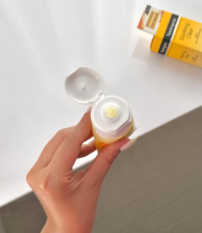 آبرسان Neutrogena زرد چوبه🫚