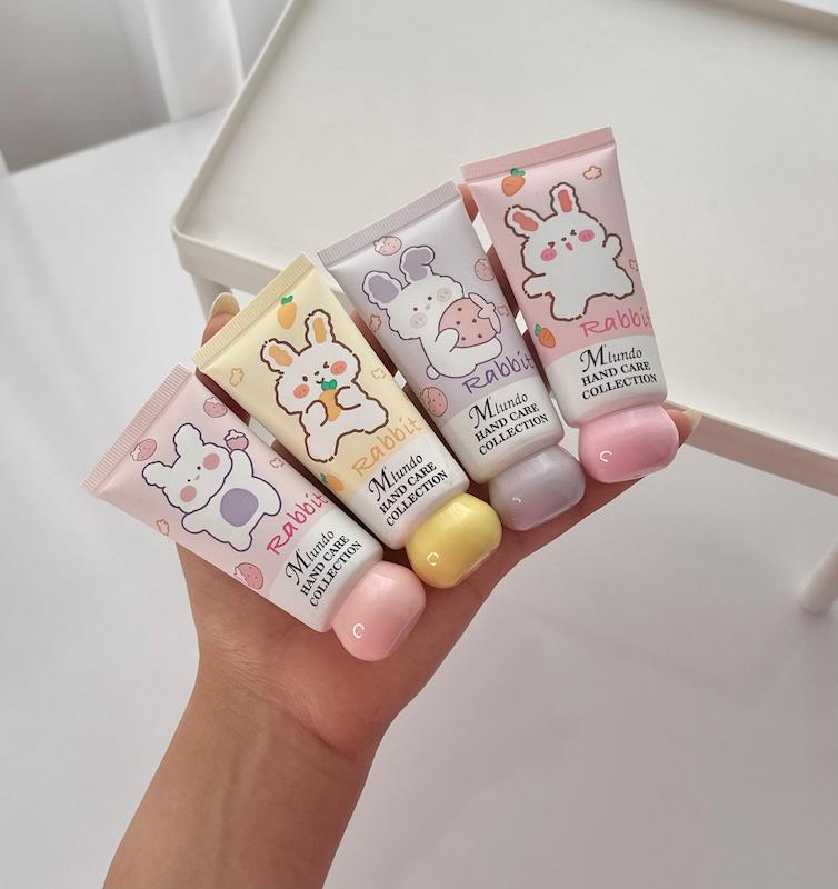 کرم مرطوب کننده و آبرسان دست دست Gilr & Rabbit👧🏻💕🐰