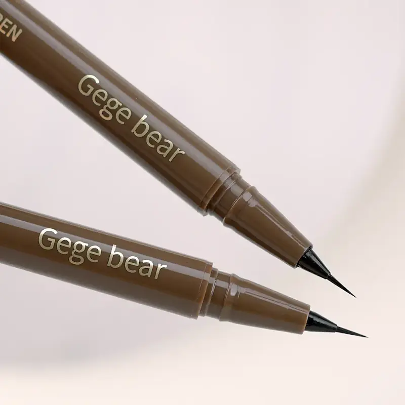خط چشم ظریف ماژیکی Gege Bear✒️