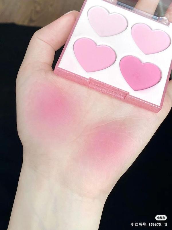 پلت رژگونه 4 رنگ قلبی کره ای💗